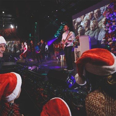 26031 Season's Greeting From Branson BUR to HAN