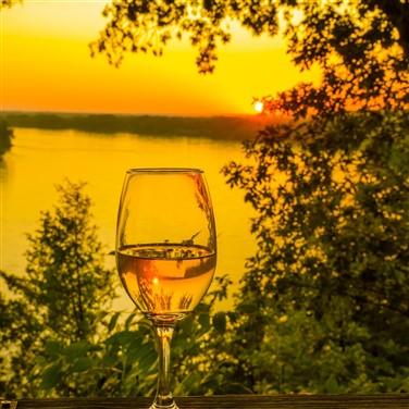 26029 Views & Vibes of Hermann, MO